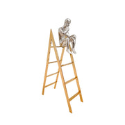 Escultura hombre leyendo Kassa