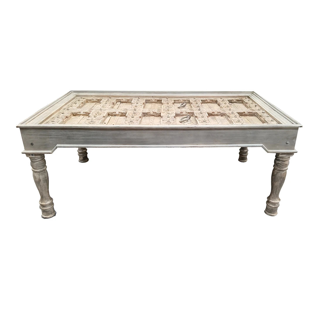 Mesa antigua de comedor